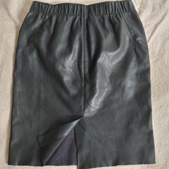 Black Mini Skirt -Vero Moda - Picture 2 of 14